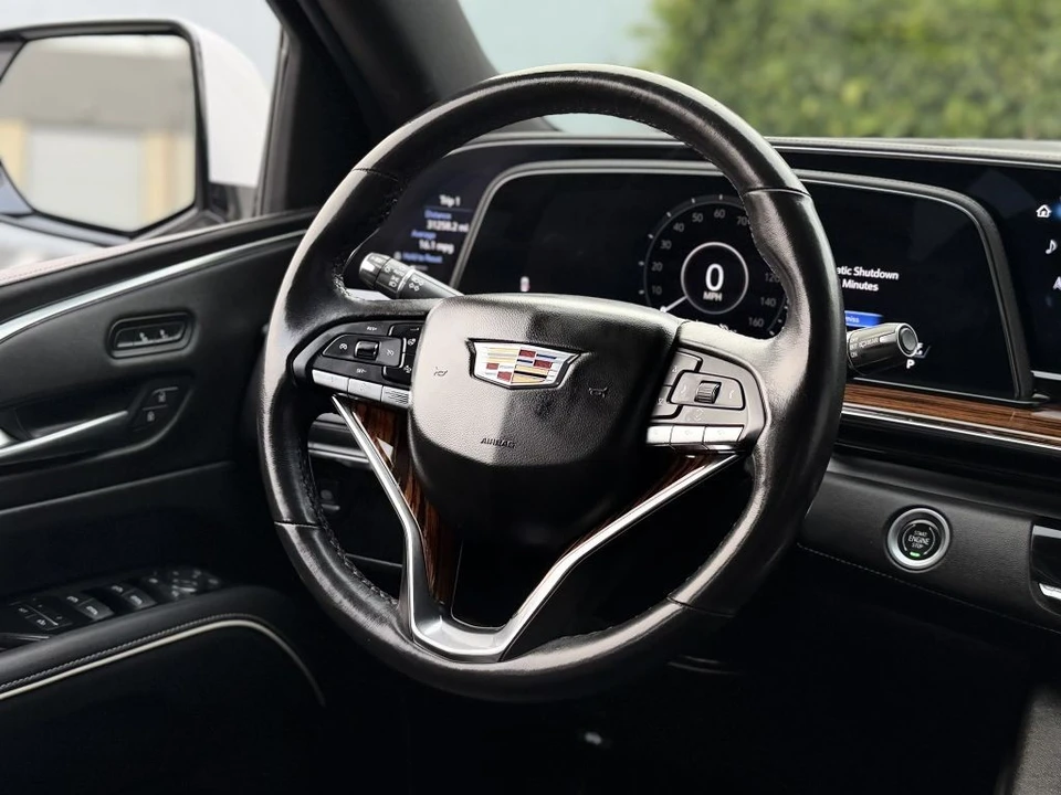 2022 Cadillac Escalade 5th Gen - Image 20 of 21