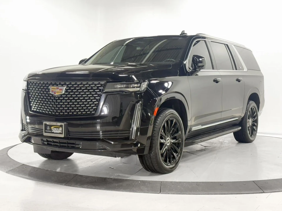 2022 Cadillac Escalade 5th Gen - Image 3 of 12