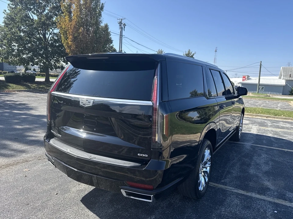2022 Cadillac Escalade 5th Gen - Image 3 of 21