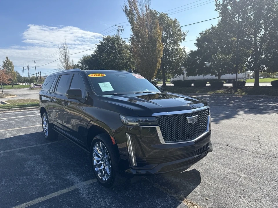 2022 Cadillac Escalade 5th Gen - Image 2 of 21