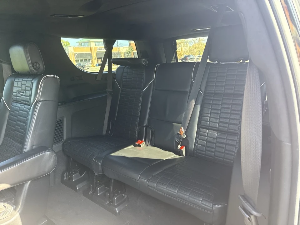 2022 Cadillac Escalade 5th Gen - Image 21 of 21