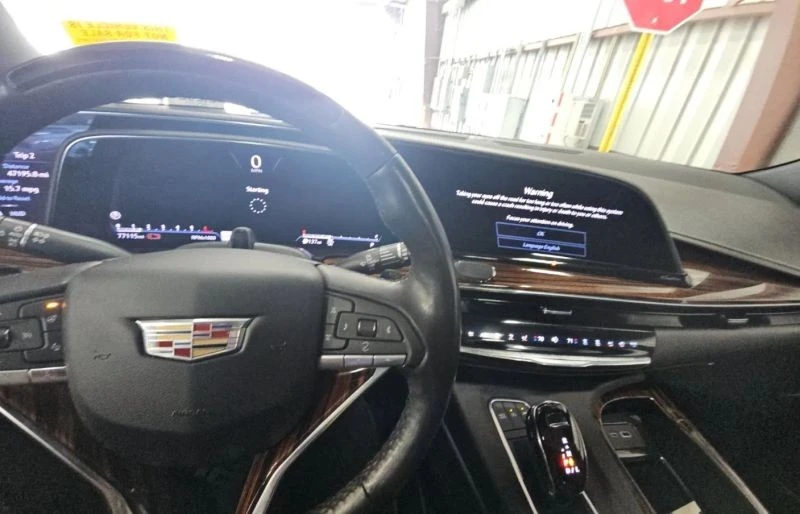 2022 Cadillac Escalade 5th Gen - Image 5 of 7