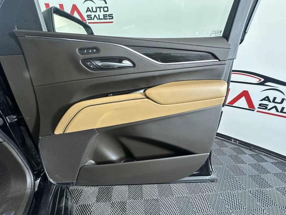 2022 Cadillac Escalade 5th Gen - Image 16 of 21