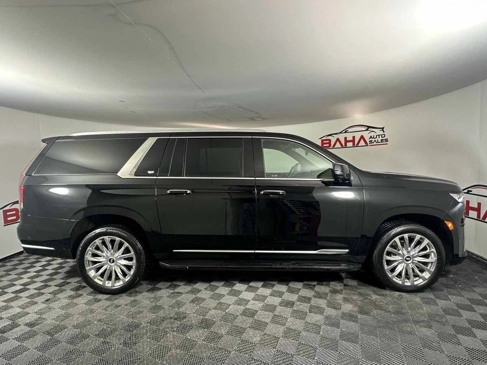 2022 Cadillac Escalade 5th Gen - Image 10 of 21