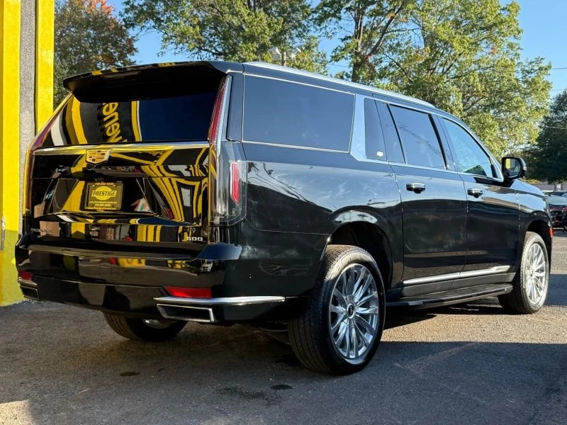 2022 Cadillac Escalade 5th Gen - Image 6 of 12