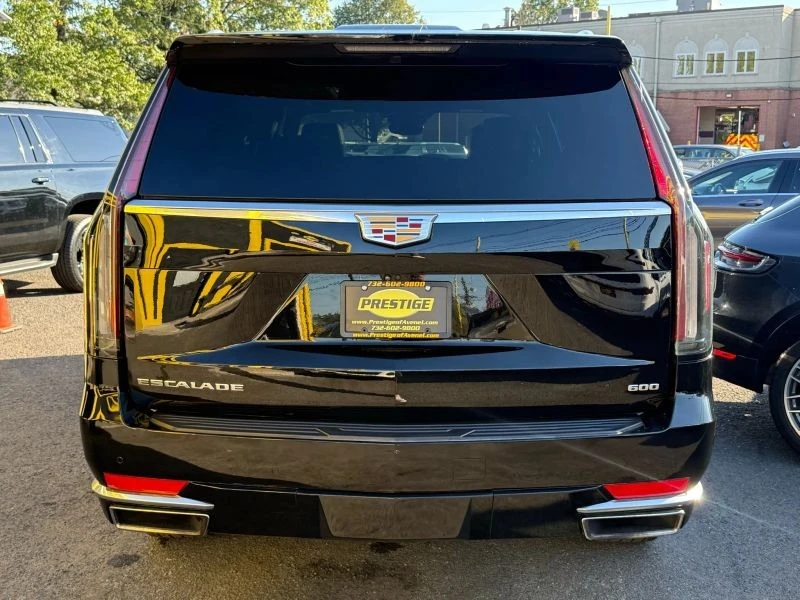 2022 Cadillac Escalade 5th Gen - Image 5 of 12