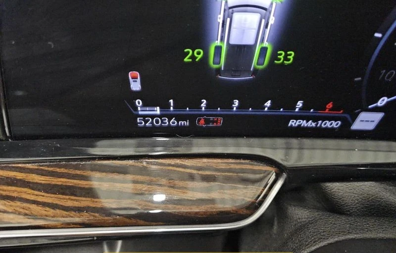 2022 Cadillac Escalade 5th Gen - Image 6 of 9