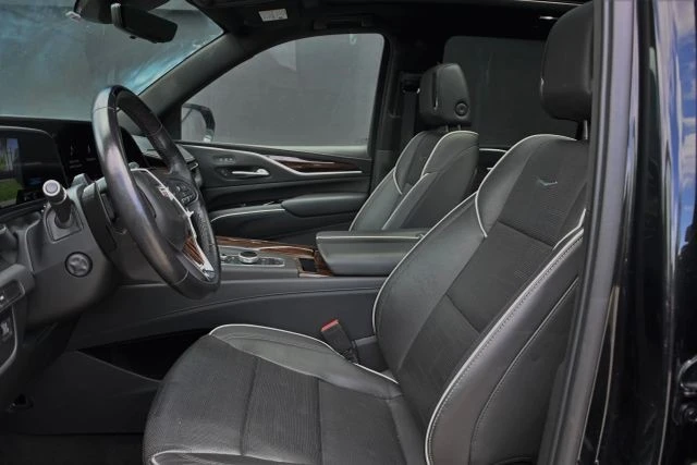 2022 Cadillac Escalade 5th Gen - Image 20 of 21