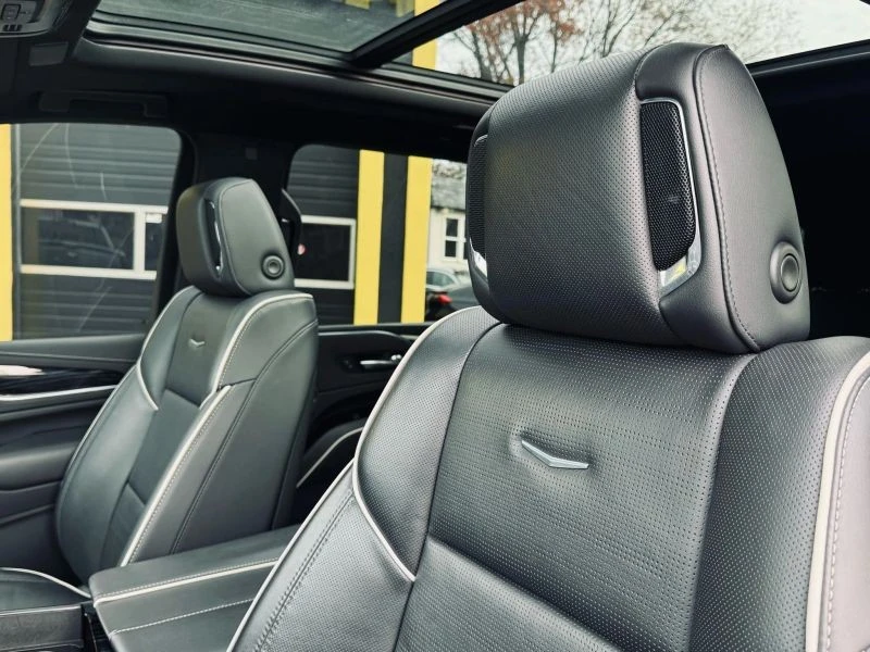 2022 Cadillac Escalade 5th Gen - Image 12 of 12
