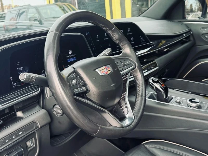 2022 Cadillac Escalade 5th Gen - Image 11 of 12