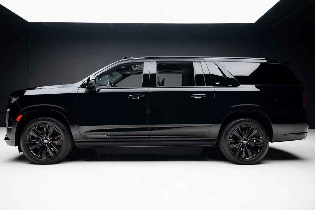 2022 Cadillac Escalade 5th Gen - Image 16 of 21