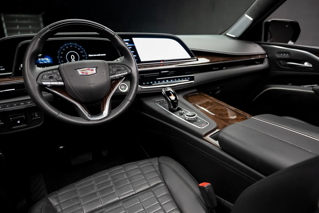 2022 Cadillac Escalade 5th Gen - Image 2 of 21