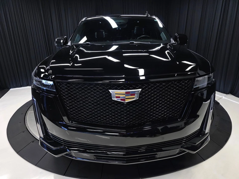 2022 Cadillac Escalade 5th Gen - Image 3 of 12