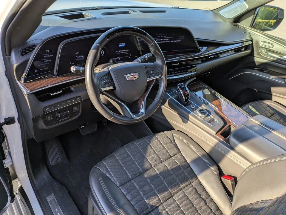 2022 Cadillac Escalade 5th Gen - Image 14 of 21