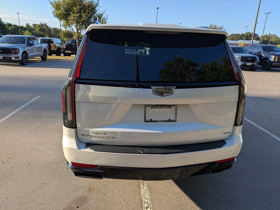 2022 Cadillac Escalade 5th Gen - Image 5 of 12