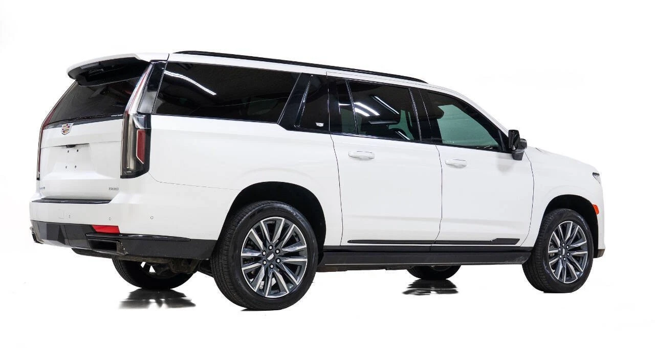2022 Cadillac Escalade 5th Gen - Image 3 of 12