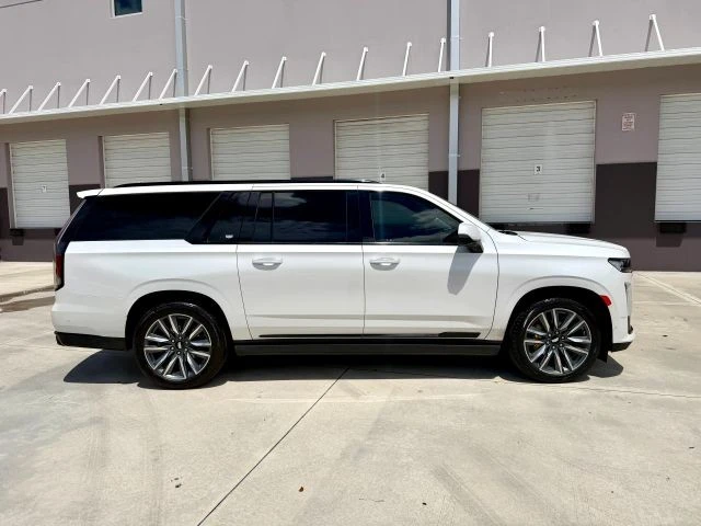 2022 Cadillac Escalade 5th Gen - Image 2 of 21