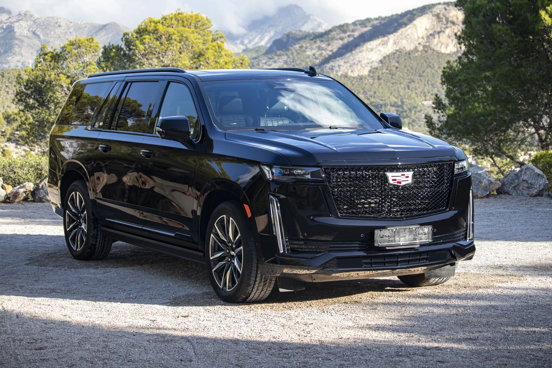 2022 Cadillac Escalade 5th Gen - Image 10 of 31