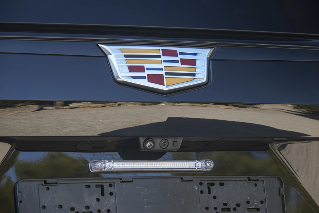 2022 Cadillac Escalade 5th Gen - Image 23 of 31
