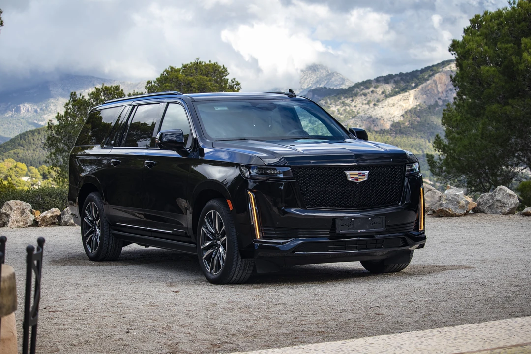2022 Cadillac Escalade 5th Gen - Image 19 of 31