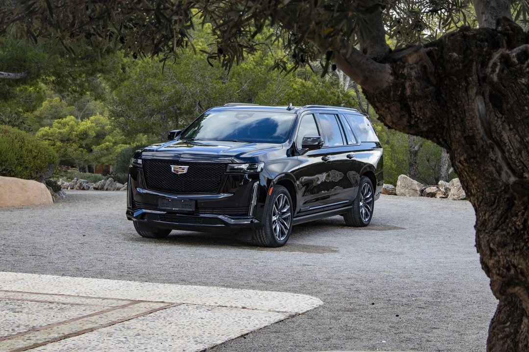 2022 Cadillac Escalade 5th Gen - Image 22 of 31