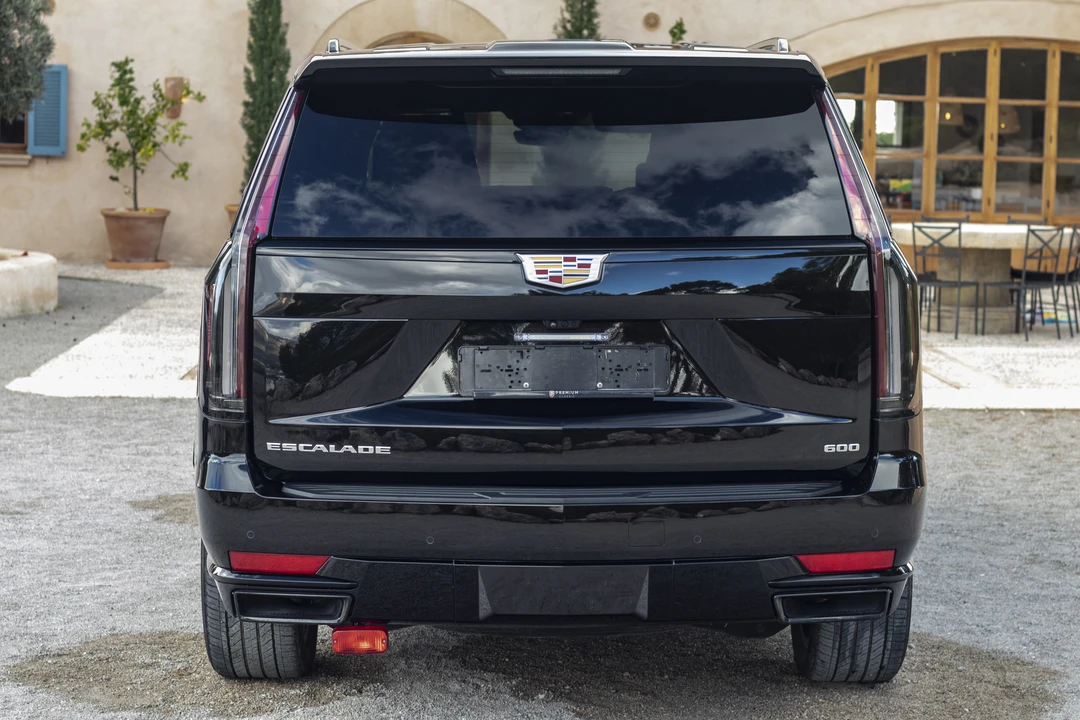 2022 Cadillac Escalade 5th Gen - Image 7 of 31