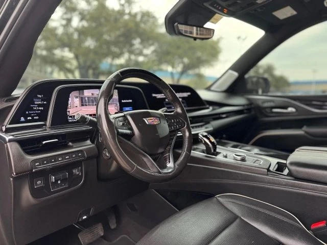 2022 Cadillac Escalade 5th Gen - Image 15 of 21