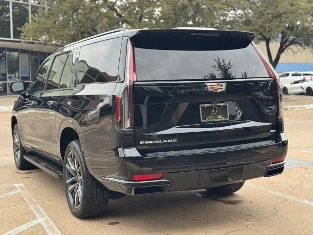 2022 Cadillac Escalade 5th Gen - Image 10 of 21