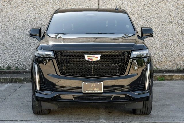 2022 Cadillac Escalade 5th Gen - Image 8 of 21