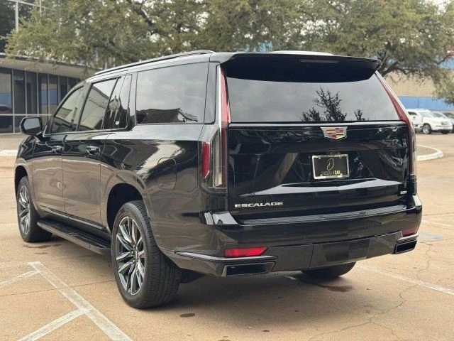 2022 Cadillac Escalade 5th Gen - Image 4 of 21