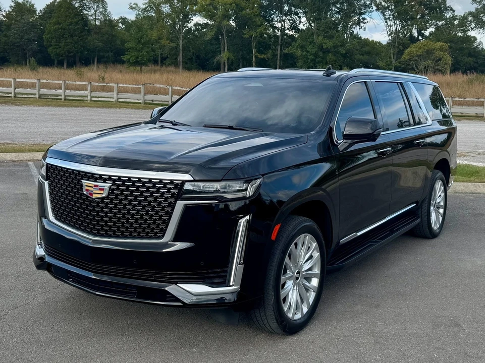 2022 Cadillac Escalade 5th Gen - Image 2 of 21