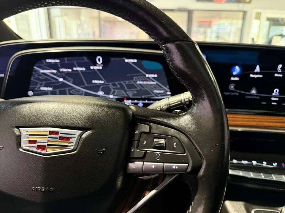 2022 Cadillac Escalade 5th Gen - Image 13 of 21