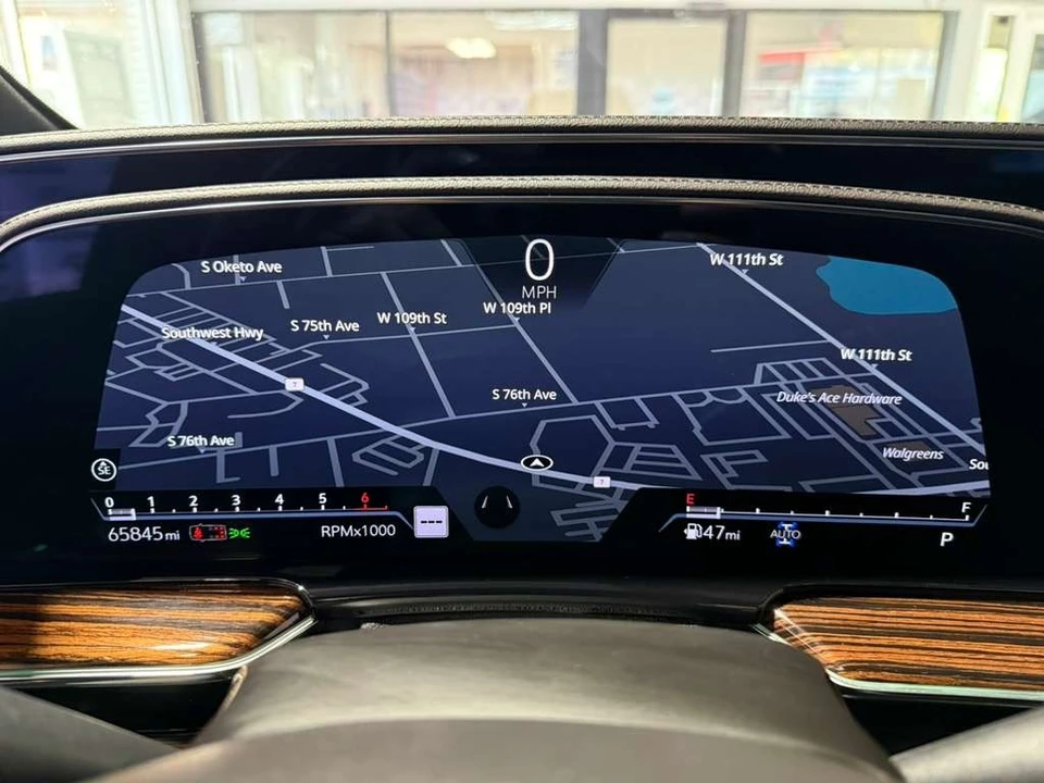 2022 Cadillac Escalade 5th Gen - Image 15 of 21