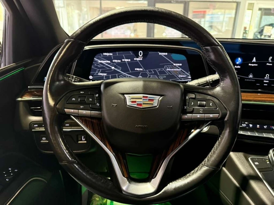 2022 Cadillac Escalade 5th Gen - Image 12 of 21