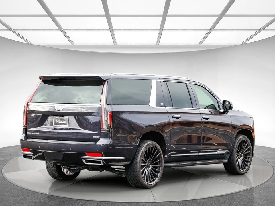 2022 Cadillac Escalade 5th Gen - Image 4 of 12