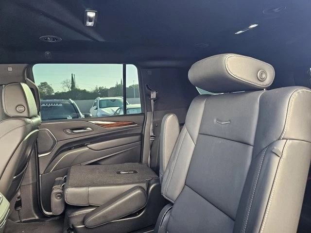 2022 Cadillac Escalade 5th Gen - Image 8 of 12