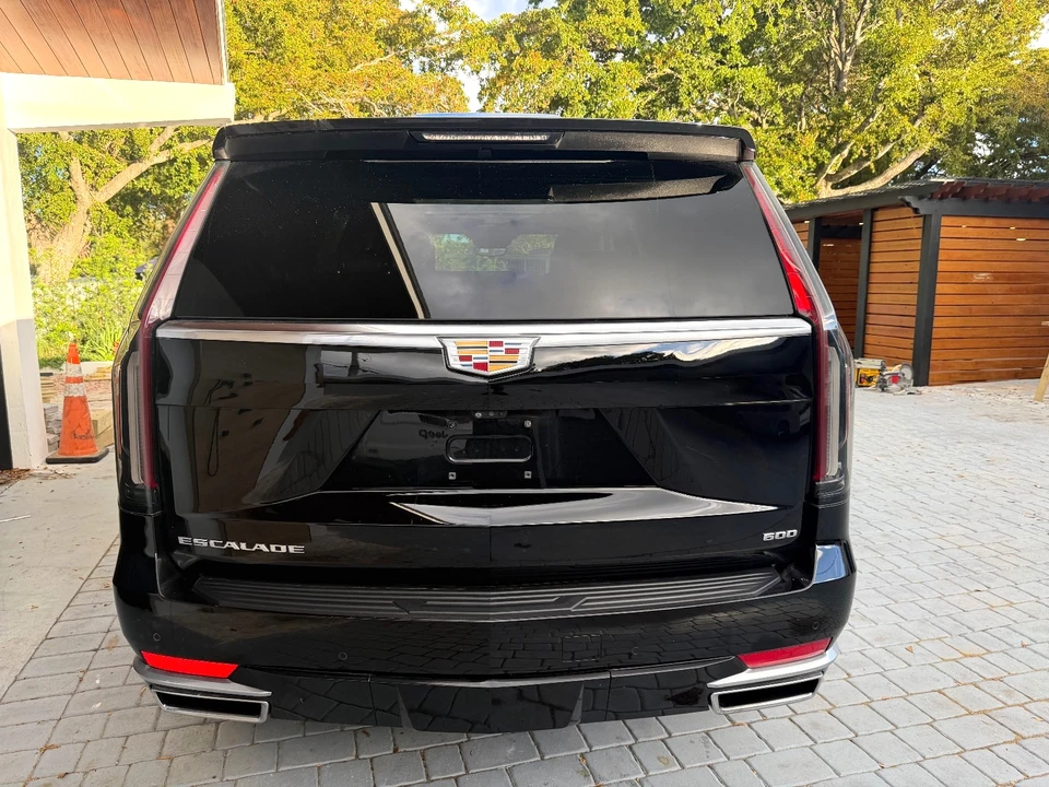 2022 Cadillac Escalade 5th Gen - Image 14 of 21