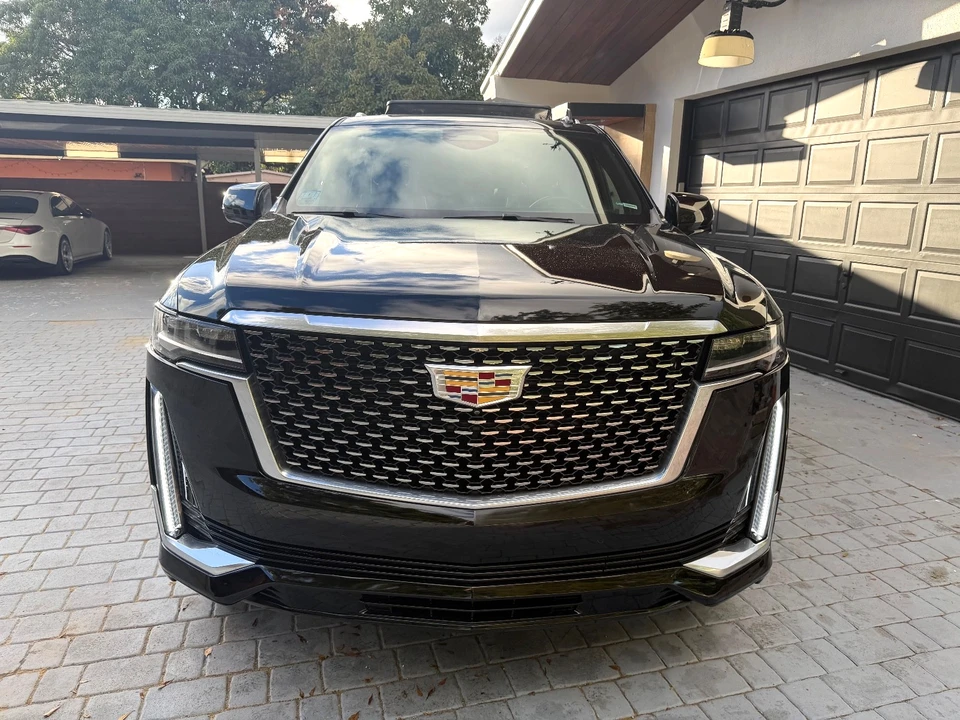 2022 Cadillac Escalade 5th Gen - Image 9 of 21