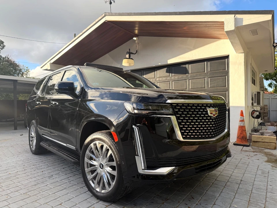 2022 Cadillac Escalade 5th Gen - Image 4 of 21