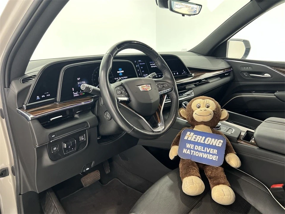 2022 Cadillac Escalade 5th Gen - Image 10 of 12