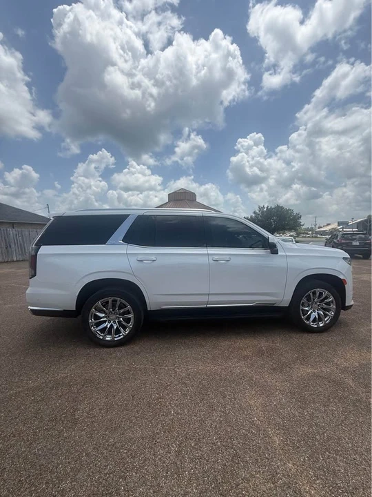 2022 Cadillac Escalade 5th Gen - Image 5 of 13