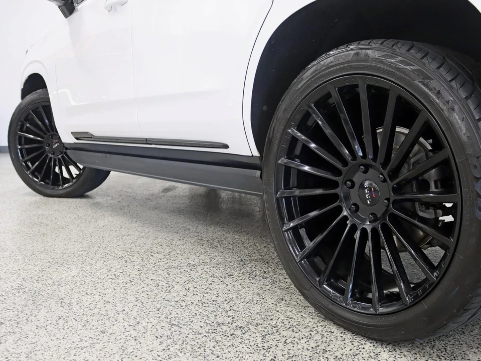 2022 Cadillac Escalade 5th Gen - Image 12 of 21
