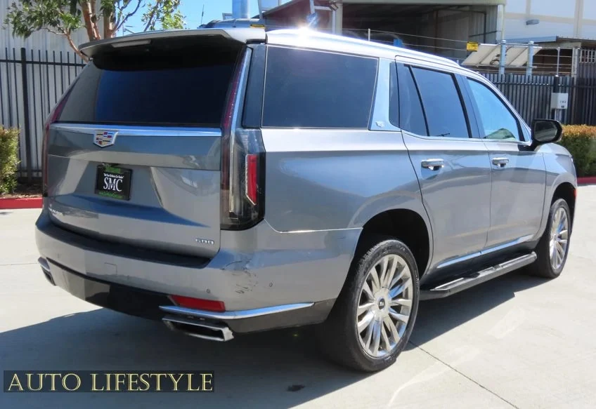 2022 Cadillac Escalade 5th Gen - Image 9 of 21