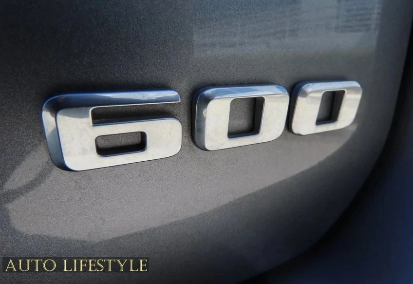 2022 Cadillac Escalade 5th Gen - Image 17 of 21