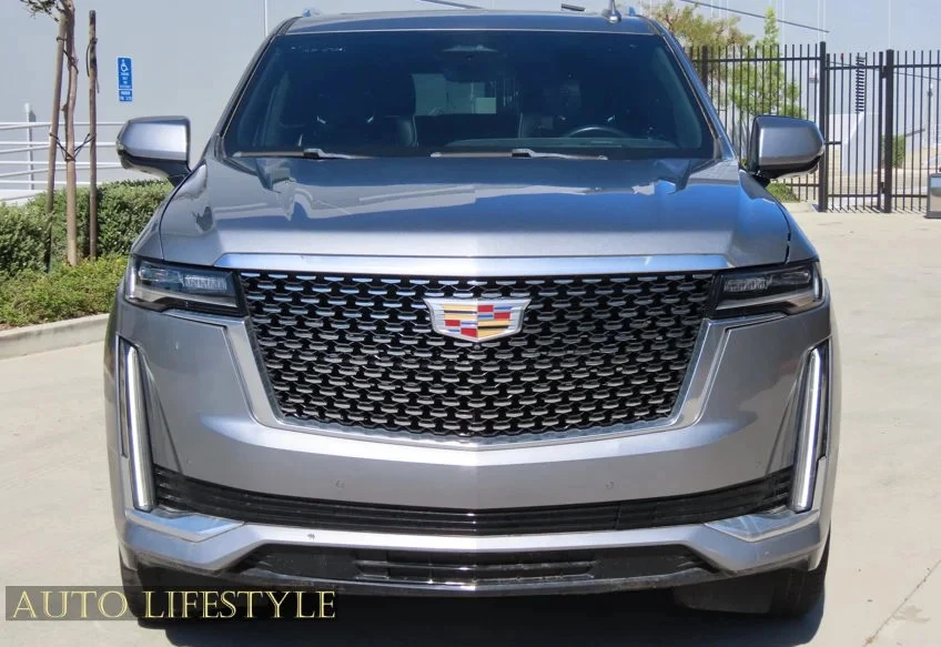 2022 Cadillac Escalade 5th Gen - Image 12 of 21