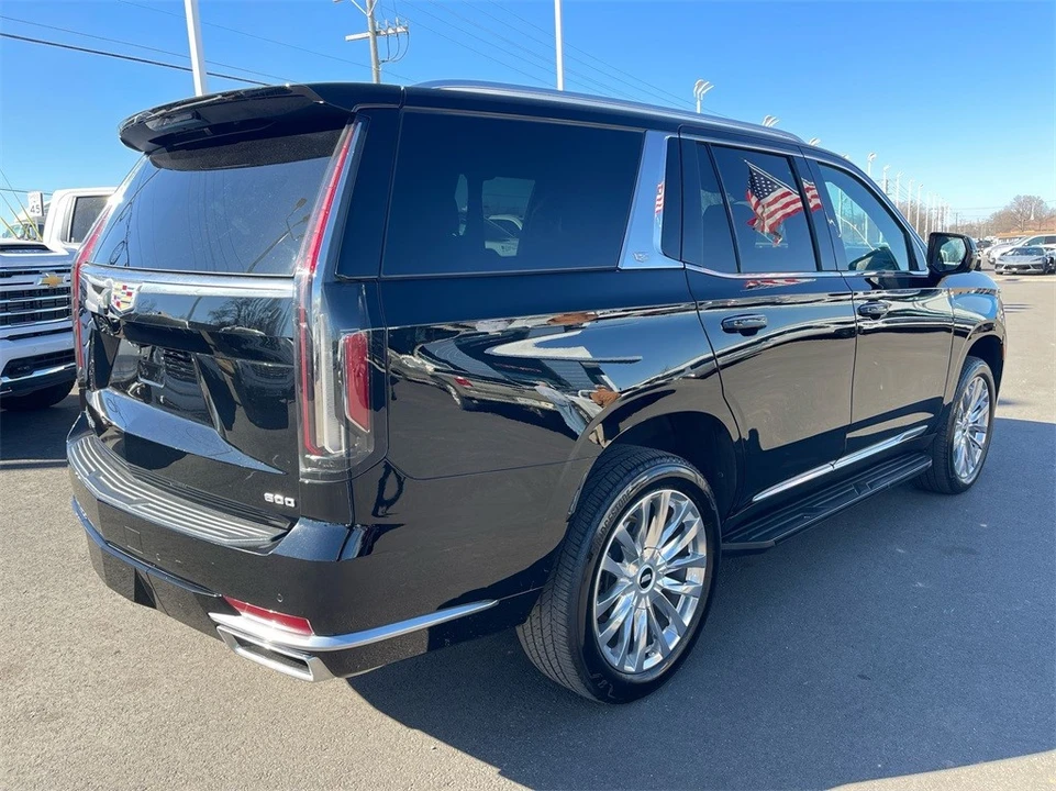 2022 Cadillac Escalade 5th Gen - Image 5 of 12