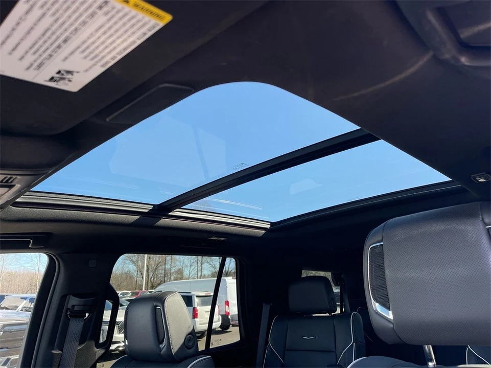 2022 Cadillac Escalade 5th Gen - Image 12 of 12