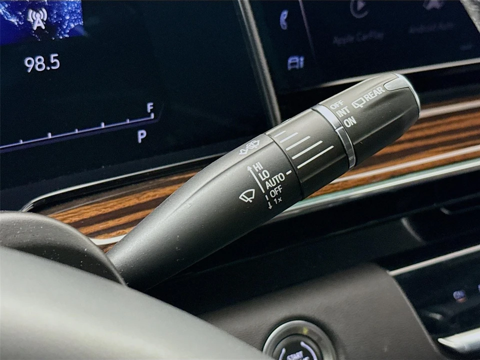 2022 Cadillac Escalade 5th Gen - Image 8 of 14