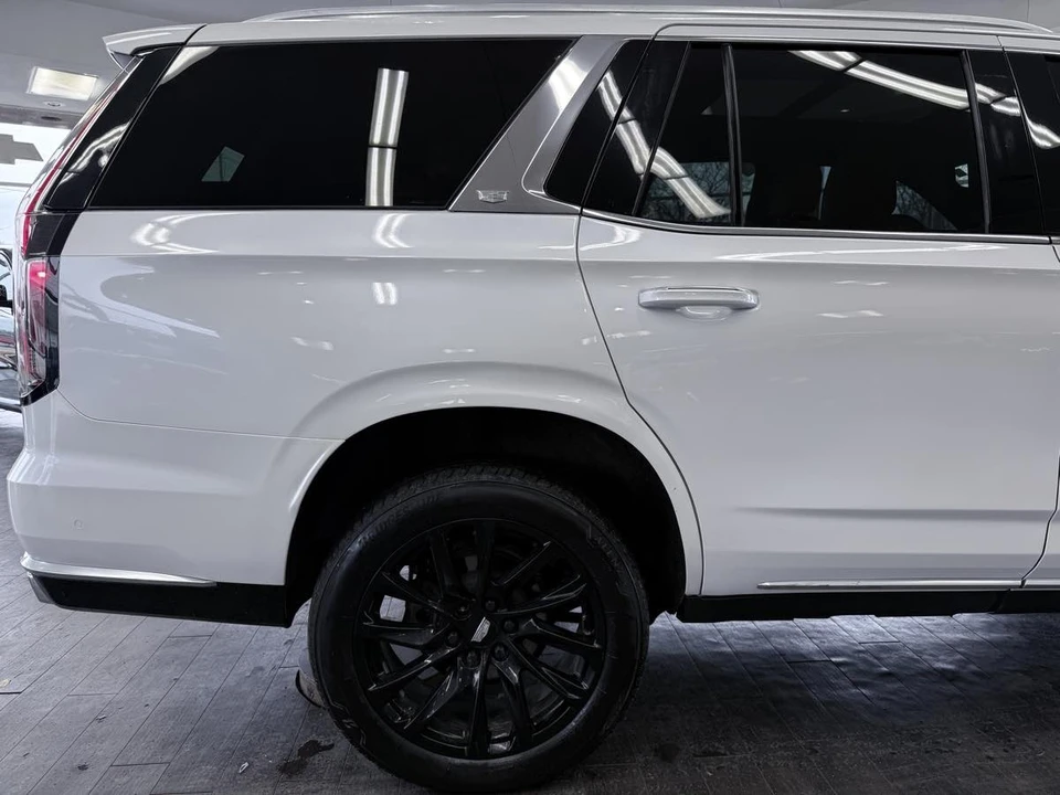 2022 Cadillac Escalade 5th Gen - Image 8 of 12