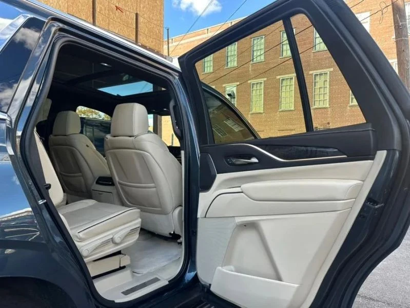 2022 Cadillac Escalade 5th Gen - Image 12 of 12